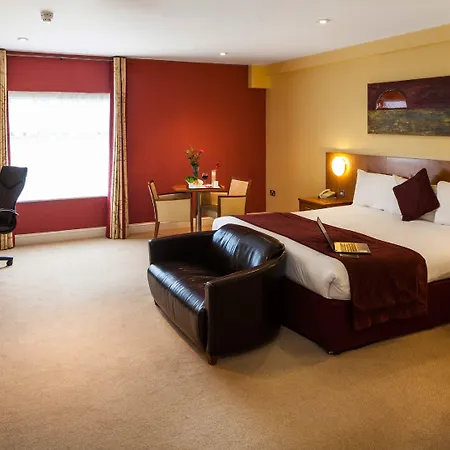 Central Hotel Tullamore 3*