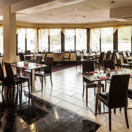 Central Hotel Tullamore ホテル 3*