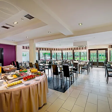 Central Hotel Tullamore מלון טולאמור