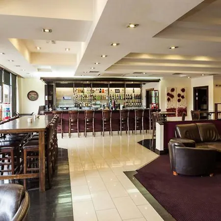 Central Hotel Tullamore טולאמור