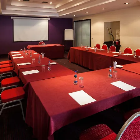 מלון Central Hotel Tullamore טולאמור