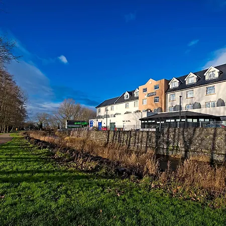 Hotel Central Hotel Tullamore 3*