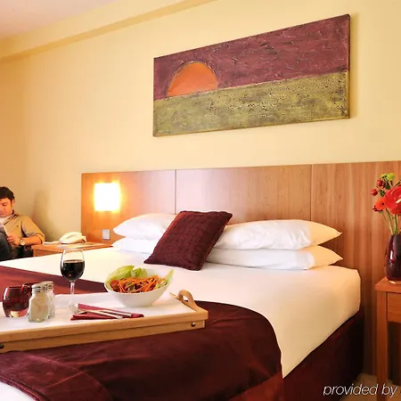 Central Hotel Tullamore 3*