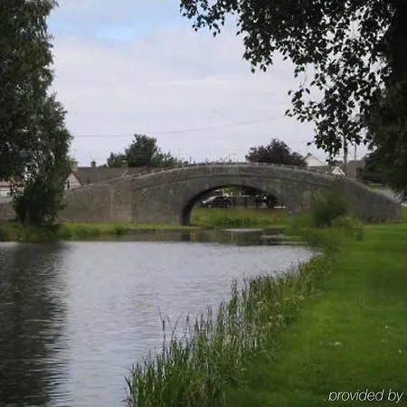 Hotel Central Hotel Tullamore 3*