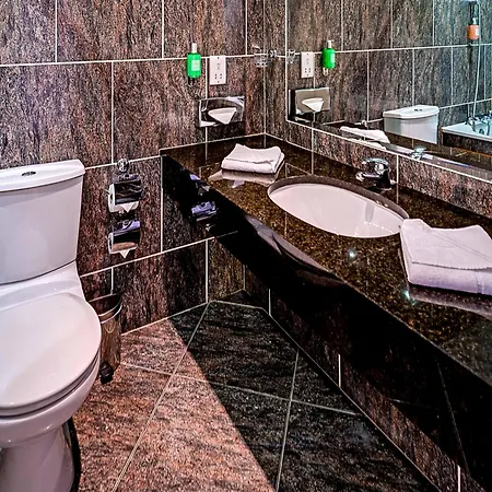 酒店 塔拉莫尔格瑞德奈申诺中心酒店 3*