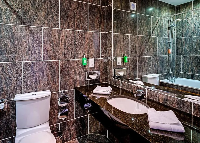 Central Hotel Tullamore Отель Талламор