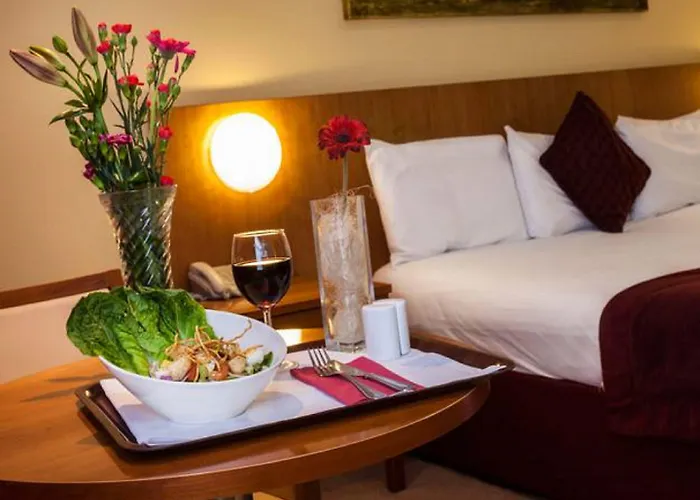 Отель Central Hotel Tullamore Талламор