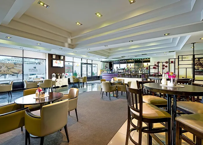 Central Hotel Tullamore 3*