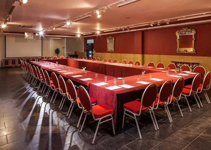 Central Hotel Tullamore Отель