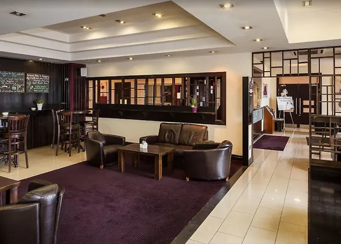 Central Hotel Tullamore 3*