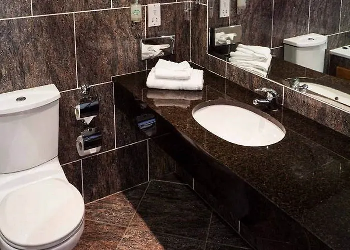 Отель Central Hotel Tullamore